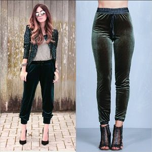 🌟💋LAST 1💋Green velvet joggers Boutique Item